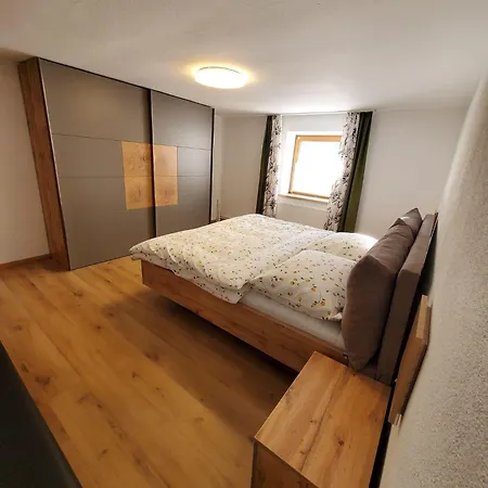 Rosa's Aggenstein Apartment Graen